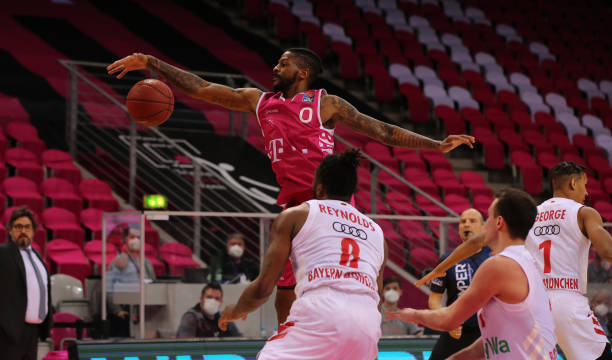 泰山队的战 泰山队的战