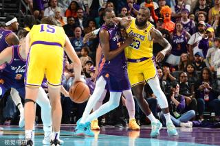 队创造机会 队创造机会