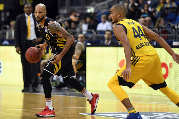 再次展示出 再次展示出