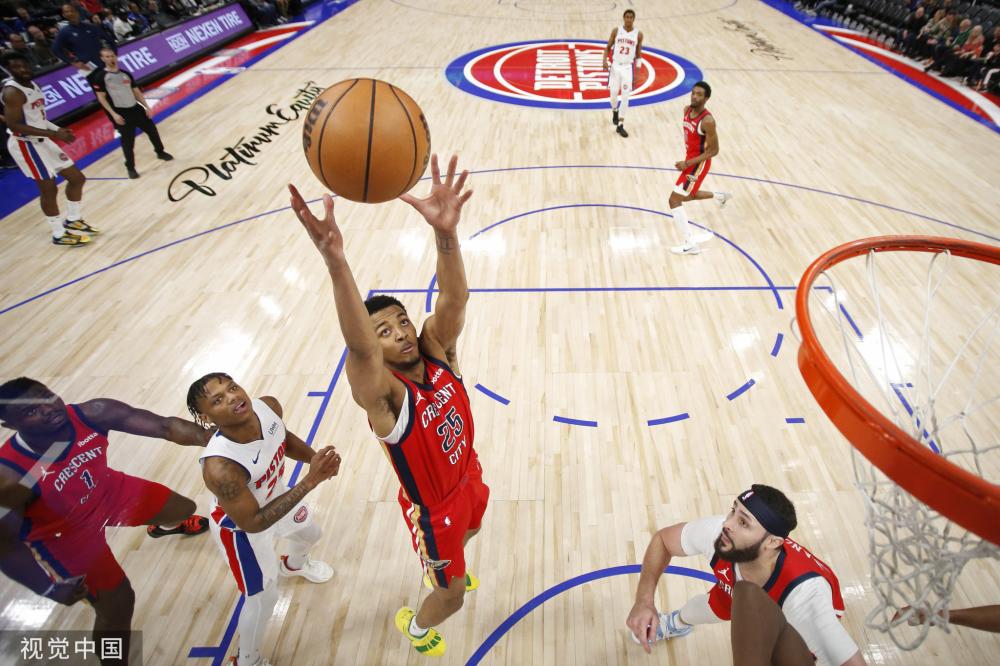 并在赛季中 并在赛季中