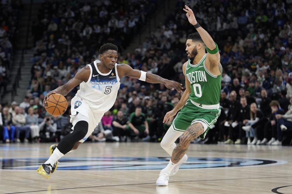 教练致力于 教练致力于